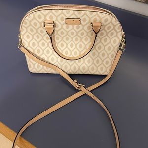 Kate Spade Shoulder Bag in Tan/Cream Pattern